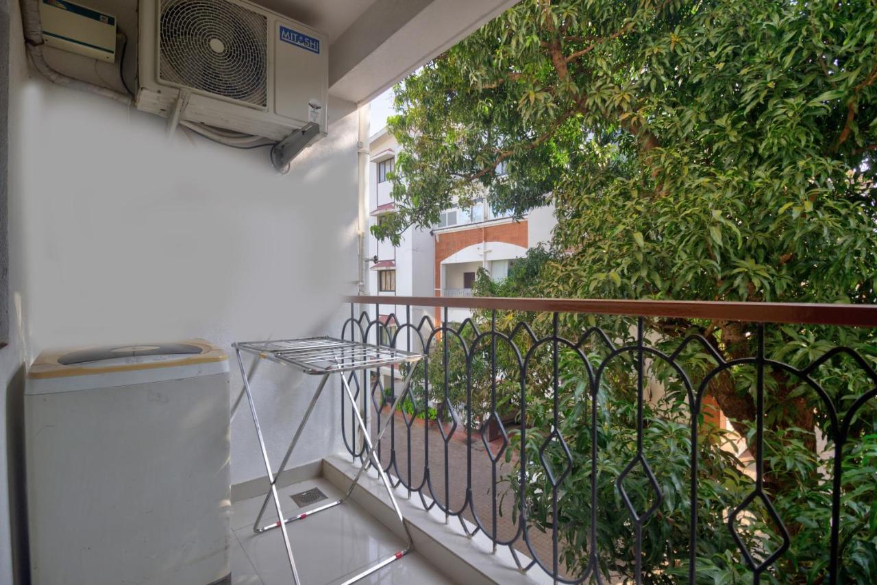 Amazing Pool View Goa 2bhk Apartment Candolim