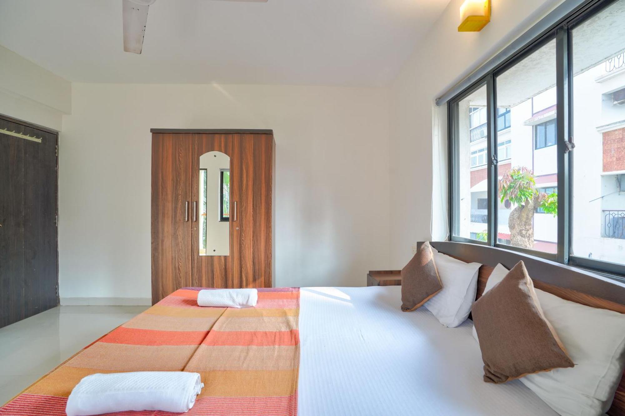 Apartment Amazing Pool View Goa 2bhk Candolim