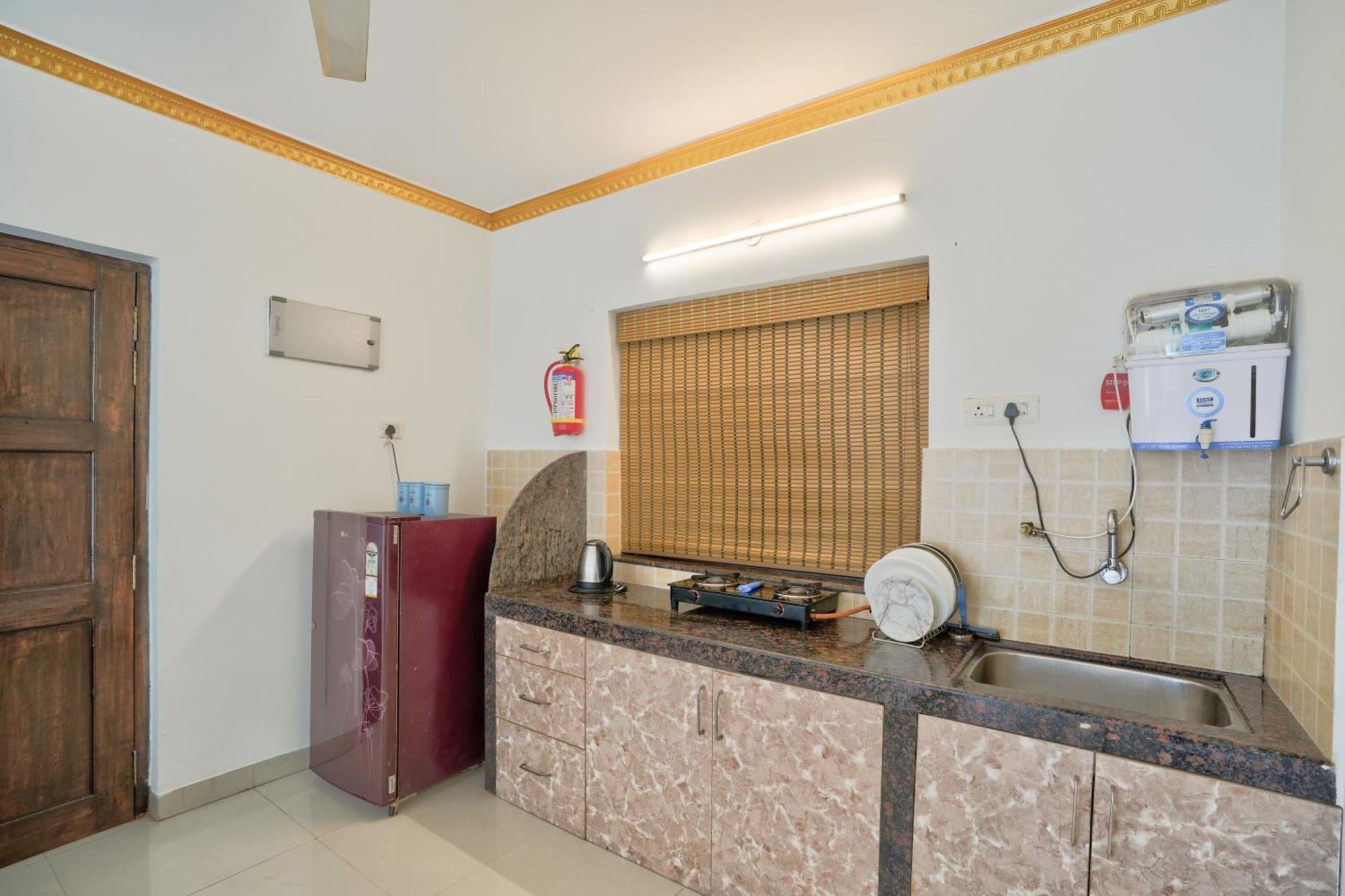 Amazing Pool View Goa 2bhk Apartment *